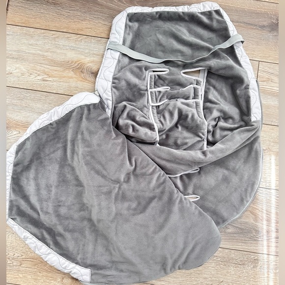 JJ Cole BundleME - Picture 2 of 6